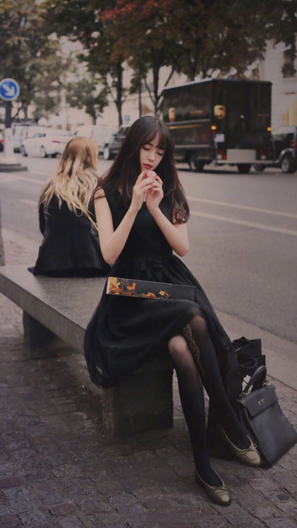 铁血与探戈的90分钟，当勒沃库森鏖战巴拉圭，阿尔瓦雷斯如何定义高能输出？