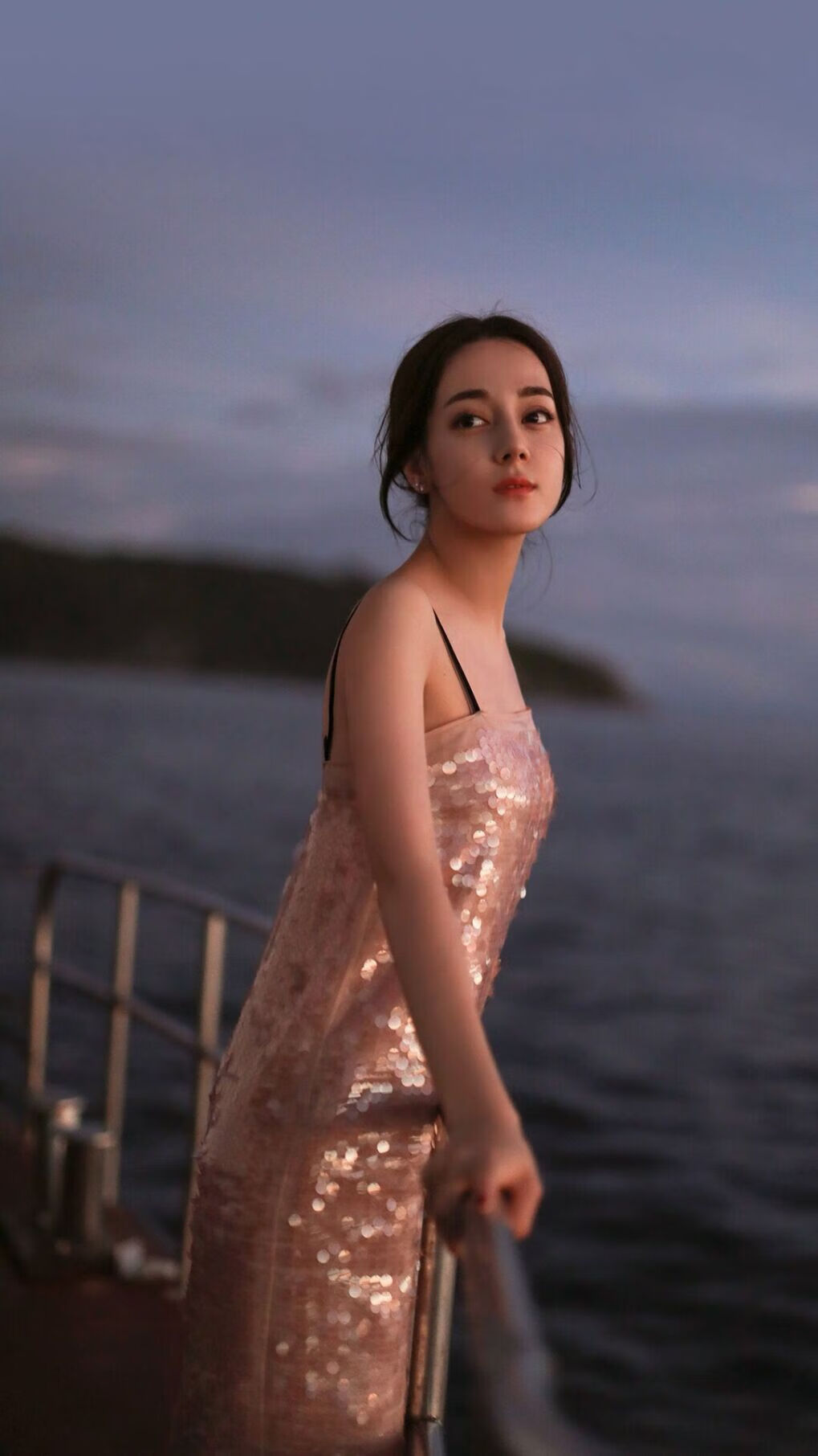 后卫的博弈,绿茵场上的西决,富安健洋如何化身节奏大师